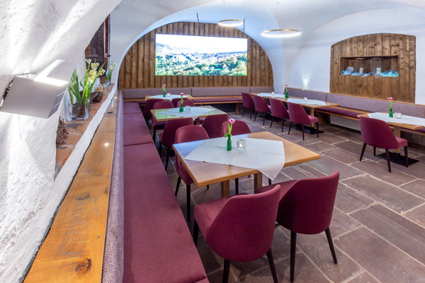 Restaurant Biergarten Gewölbekeller Würzburg Erlabrunn